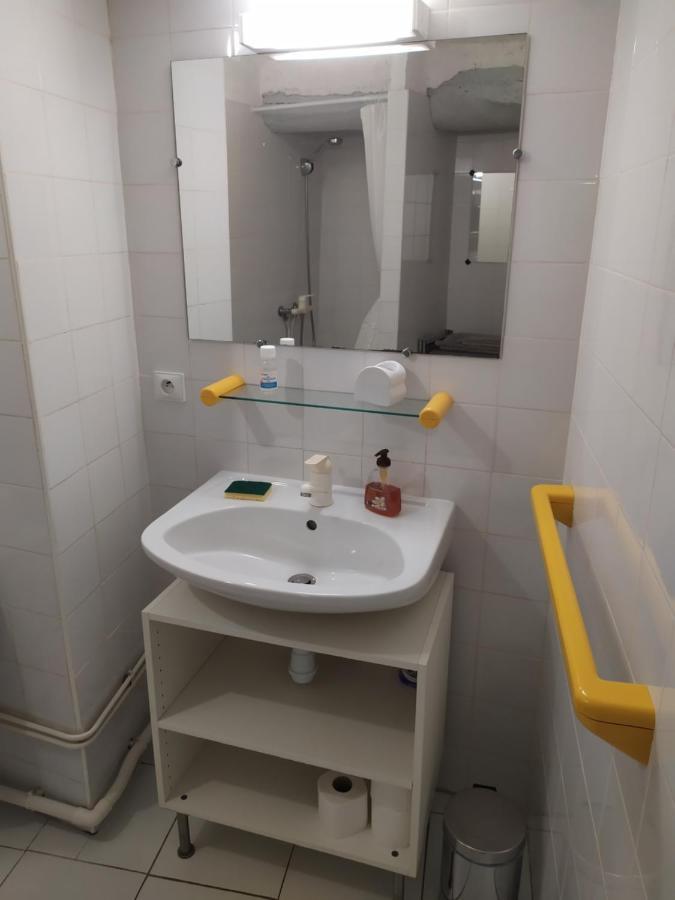 Appartement 55 M2 Proche Commerces Et Parking Rivesaltes Exterior foto